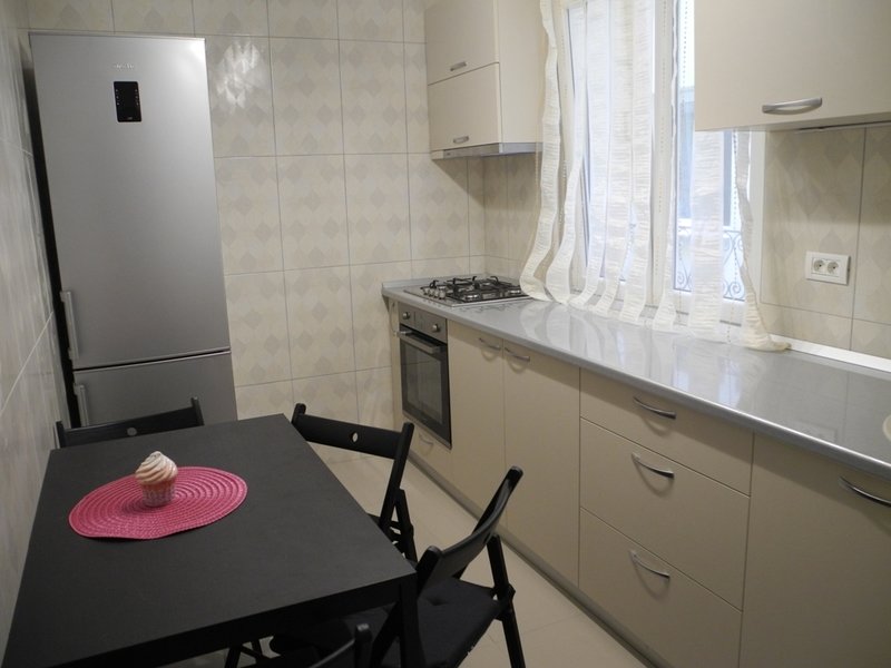 Unirii, Cantemir, stradal, vedere spate,1min metrou,5min parc